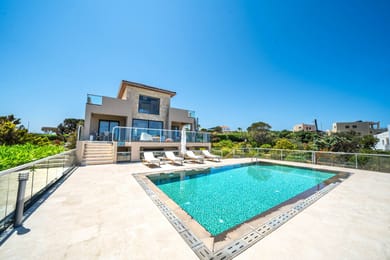 Verdant Villa