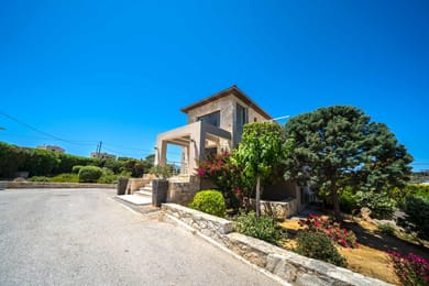 Verdant Villa