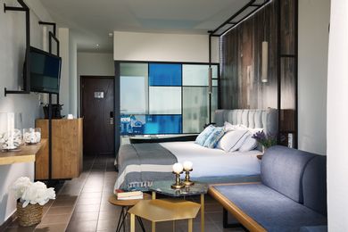 Blue Dream Palace - Image 5