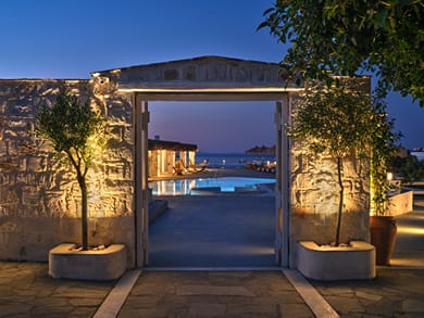 Blue Mare Villas Paros - Image 4