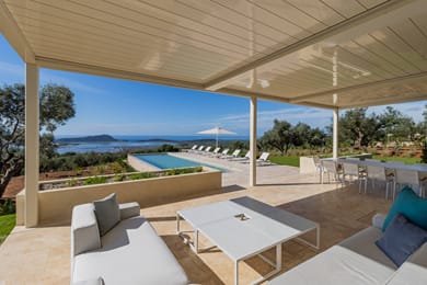 Irida Villa