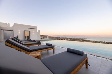 Hollis Villa