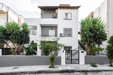 Blue Riviera Villas & Suites - Image 2