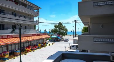 Blue Sea Boutique Apartments Pieria - Image 2
