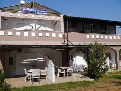 Blue Sky Apartments - Image 2