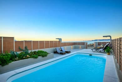 Zoe - 3 Bedroom Villa with Heated Pool