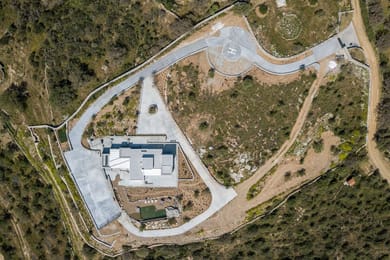 Ariel Villa