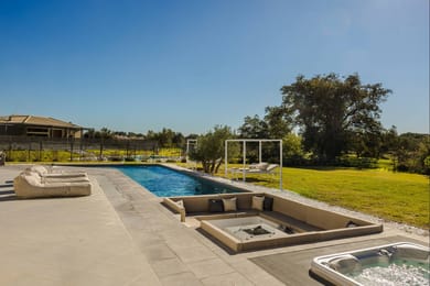 Mockingbird Villa
