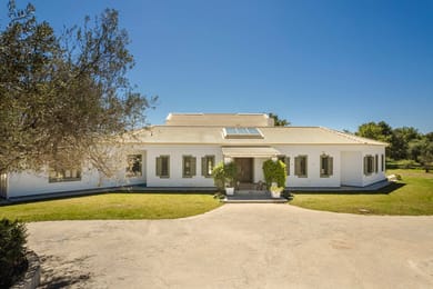 Mockingbird Villa