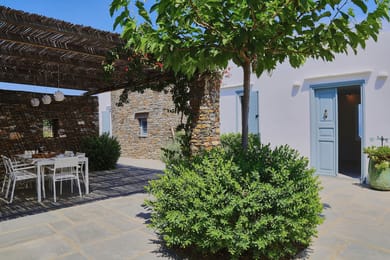 Phaenna Villa