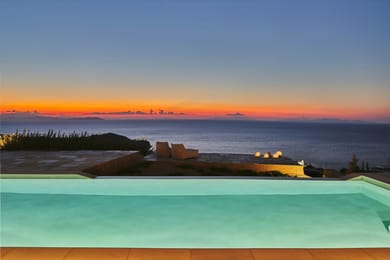 Phaenna Villa