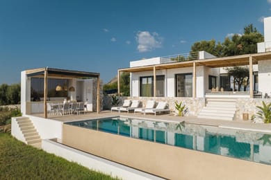 Shoreleaf  Villa