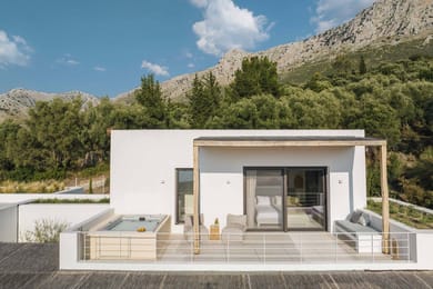 Shoreleaf  Villa