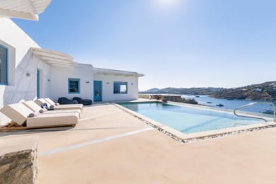 Artemisia Villa