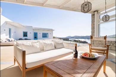 Artemisia Villa