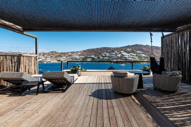 Corina Villa