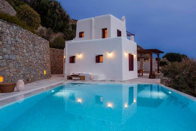 Melva Villa