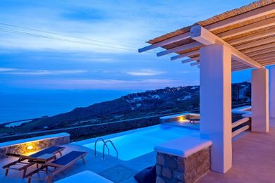 Pasiphae I Villa