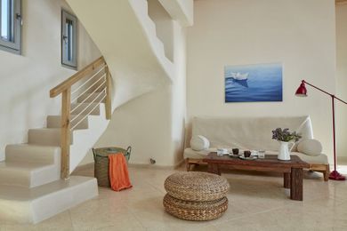 Pasiphae II Villa