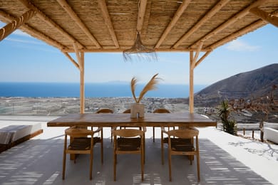 Blue White Villa - Image 3