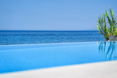 Cyana Villa