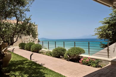 Cyana Villa