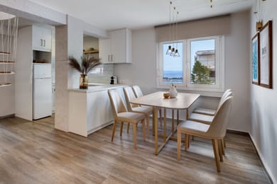 Three Bedroom Panoramic Sea View Maisonette (Vouliagmeni Stylish Homes)