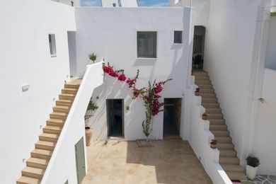 Bohemian Luxury Boutique Hotel Paros - Image 2