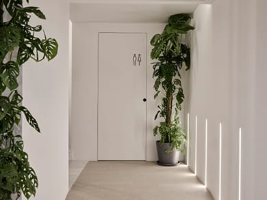Bond Smart Living Suites - Image 5