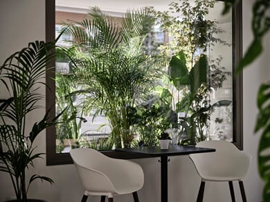 Bond Smart Living Suites - Image 6