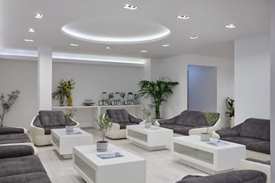 Boss Boutique Athens - Image 4