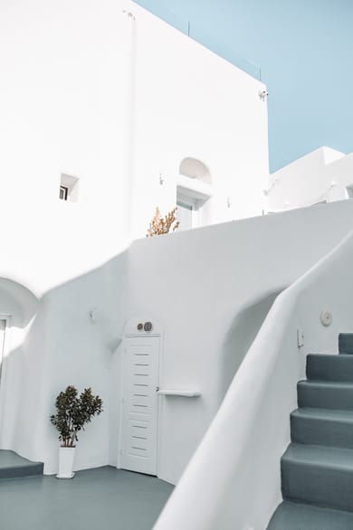 Boutique 88 Fira - Image 3