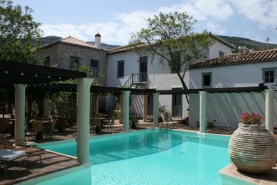 Bratsera Hotel Hydra - Image 2