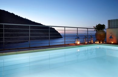 Villa Akrogiali | 3 Bedroom Villa