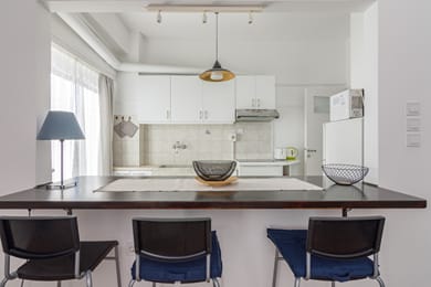 Athens Syndagma ermou studio - Image 6