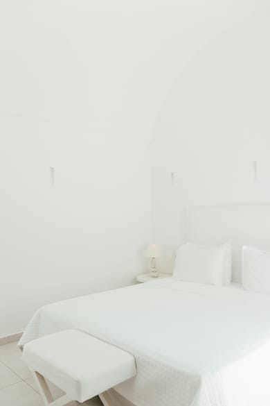 Cavo Suite with outdoor Jacuzzi