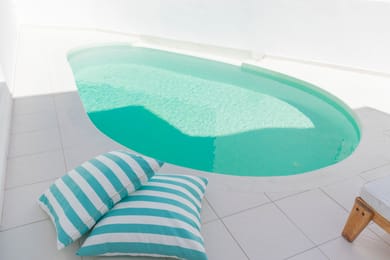 Pool Suite
