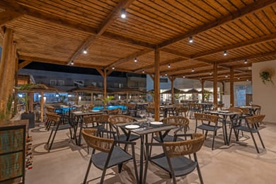 Cabana Blu Lifestyle Boutique Hotel & Suites - Image 7