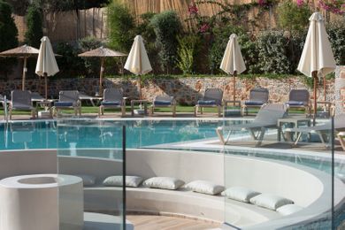 Cactus Royal Hotel - Image 7