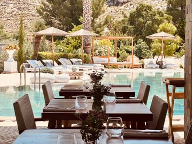 Caesars Gardens Hotel & Spa - Image 7