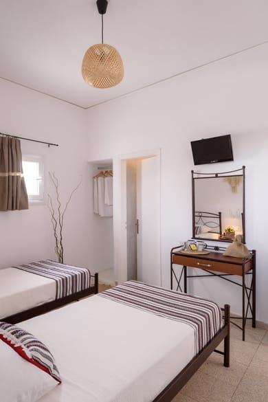 Budget Room Two Single Beds