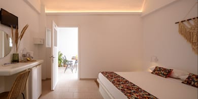 Cal Day Rooms Santorini - Image 3