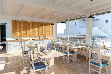 Caldera Romantica Hotel - Image 3