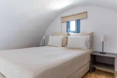 Caldera Romantica Hotel - Image 4