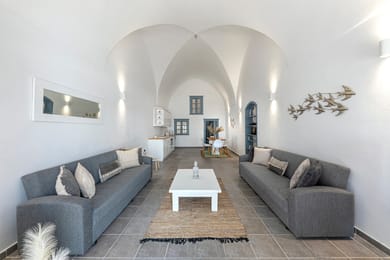 One-Bedroom House with Caldera View