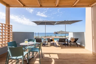 One Bedroom Apartment Private Pool Sea View