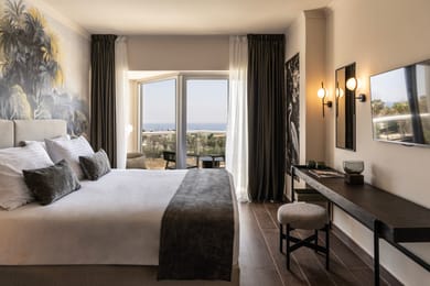 Executive Suite Sea View
