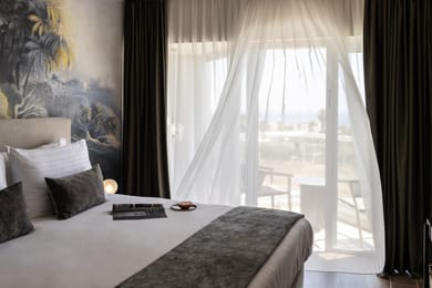 Executive Suite Sea View