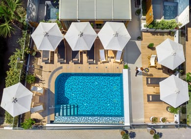 Calla Luxury Seafront Suites - Image 2