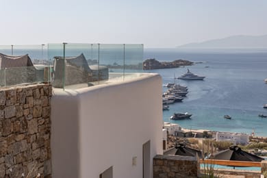 Calma Suites Mykonos - Image 2